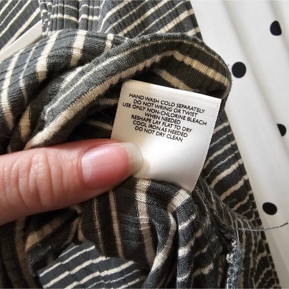 Modcloth green ribbed striped long sleeve surplice v-neck crop top XL - Picture 3 of 8